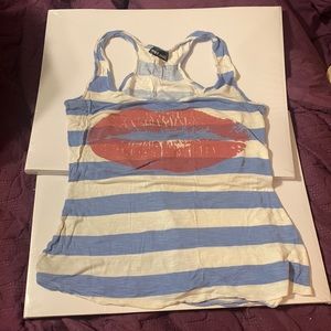 Striped tank top with lips